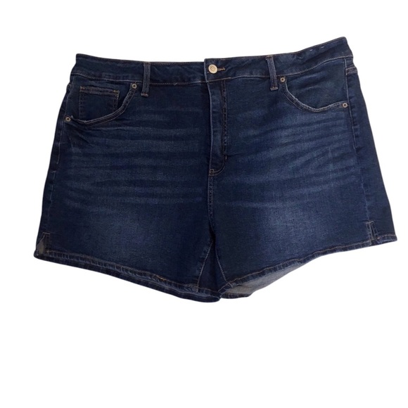 Terra & Sky Size 22W Women's Blue Jean Denim Shorts - Picture 1 of 4